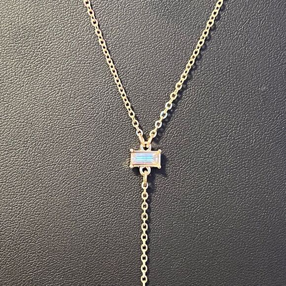🤯5/$20🤯 NWOT Gold Tone Multi-layered Rhinestone Moon Star Necklace - Picture 3 of 4